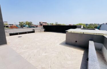 Super Luxury Third Floor With Terrace For Sale In Green Park Extension
