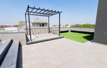 Super Luxury Third Floor With Terrace For Sale In Green Park Extension