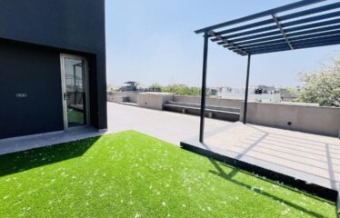 Super Luxury Third Floor With Terrace For Sale In Green Park Extension