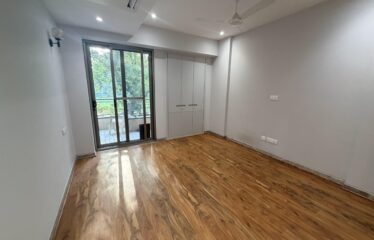 Luxurious Ground Floor Park Facing For Sale In Shivalik