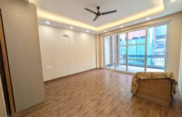 Brand new First floor 300sqyd 4bhk semi furnished for rent in hauz khas