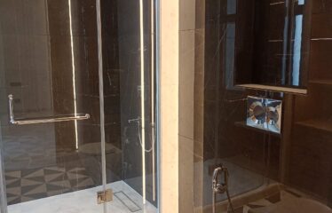 Three side corner First floor 4bhk for sale in Safdarjung enclave