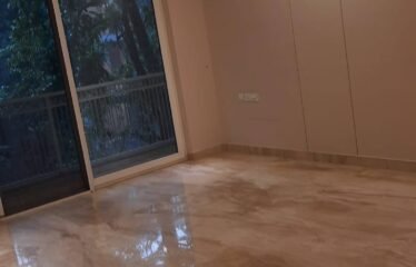 Luxurious First Floor Available for Rent in Westend